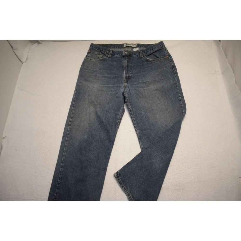 Levis waist 19